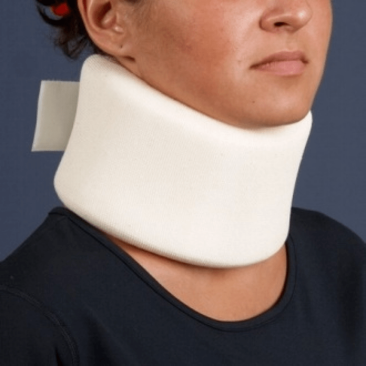 Para o tratamento da osteocondrose da coluna cervical, é utilizado um colar Shants