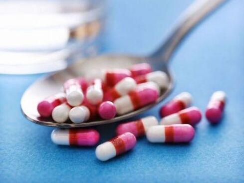 O tratamento da osteocondrose não está completo sem a prescrição de vários medicamentos.